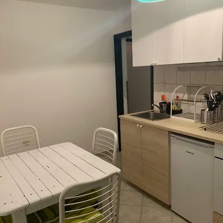 Bujas Apartman Raslina