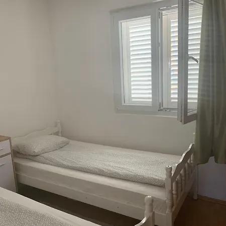 Bujas Apartman *