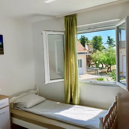 Bujas Apartman *